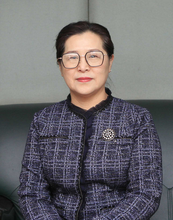 刘瑞华,中共黑龙江省委党校(省行政学院)经济学教研部主任,二级教授